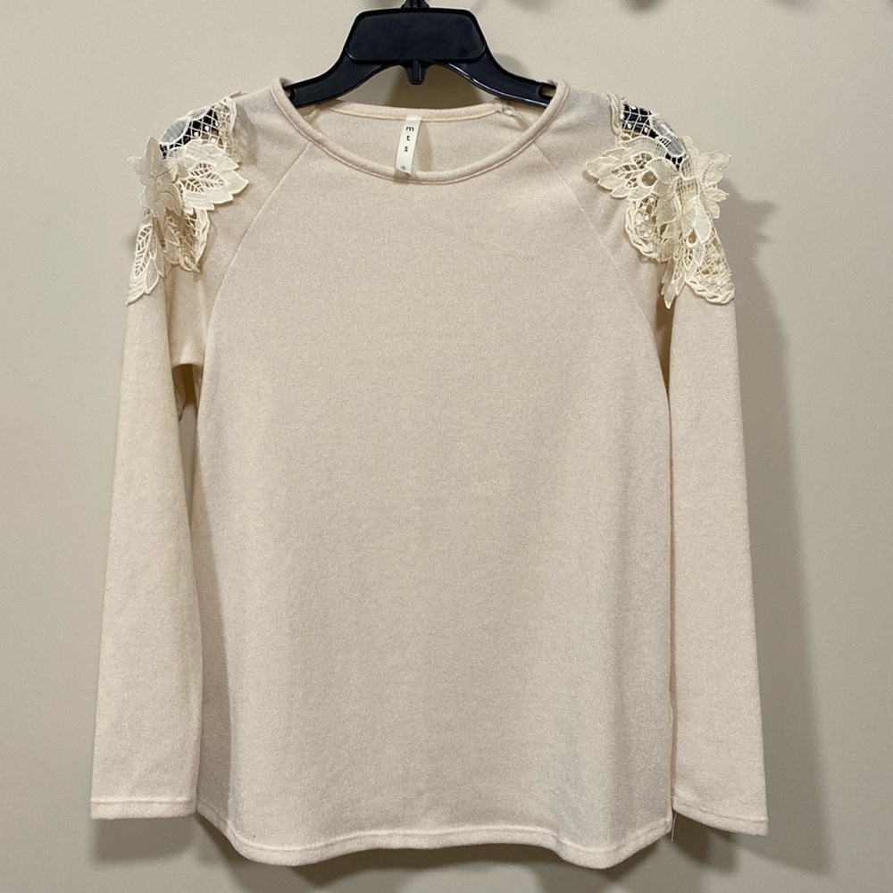 Mts long sleeve sweater small cream